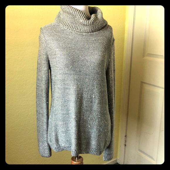 White House Black Market Sweaters - White House black Market turtle neck sweater.